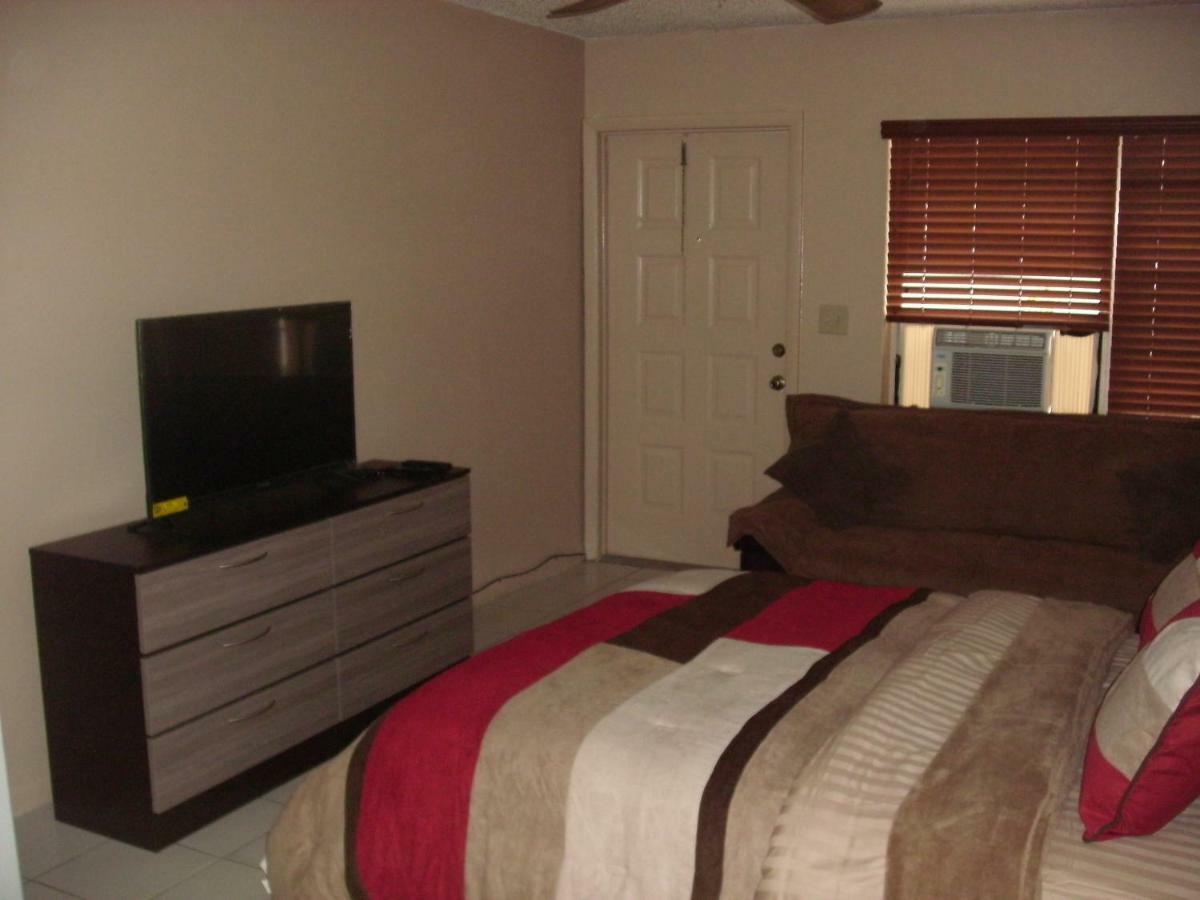 Апартаменты Newly Furnished Large, Clean, Quiet Private Unit Форт-Лодердейл Экстерьер фото